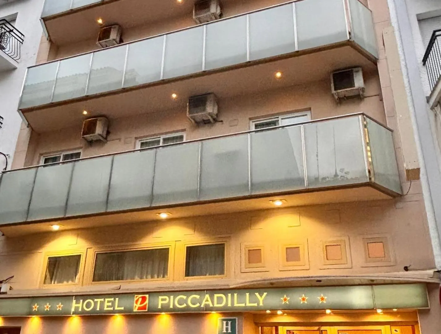 Hotel Piccadilly Sitges contacts